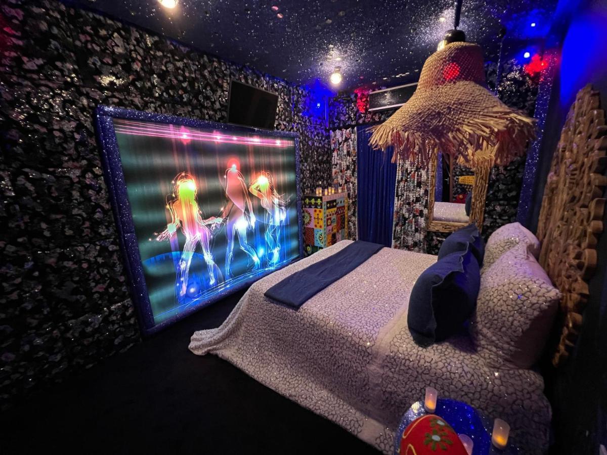 Love hotel Priamos Erato Athens