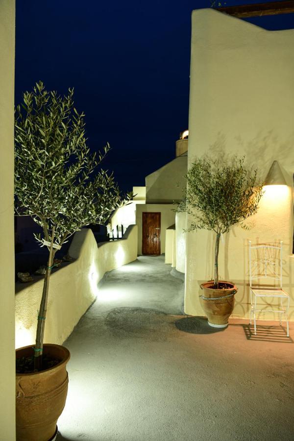 Grandma's Homes Apartment Imerovigli (Santorini)