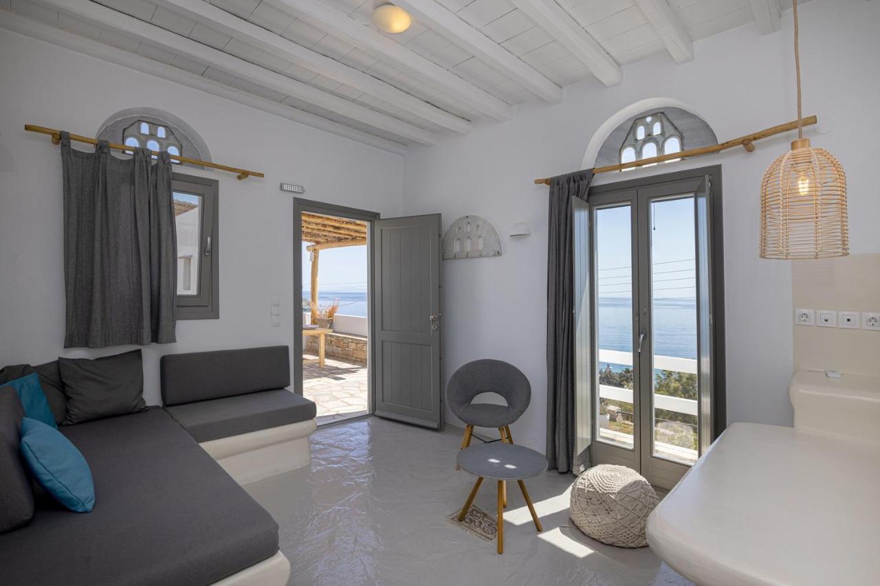 Big Blue Apartment Kionia