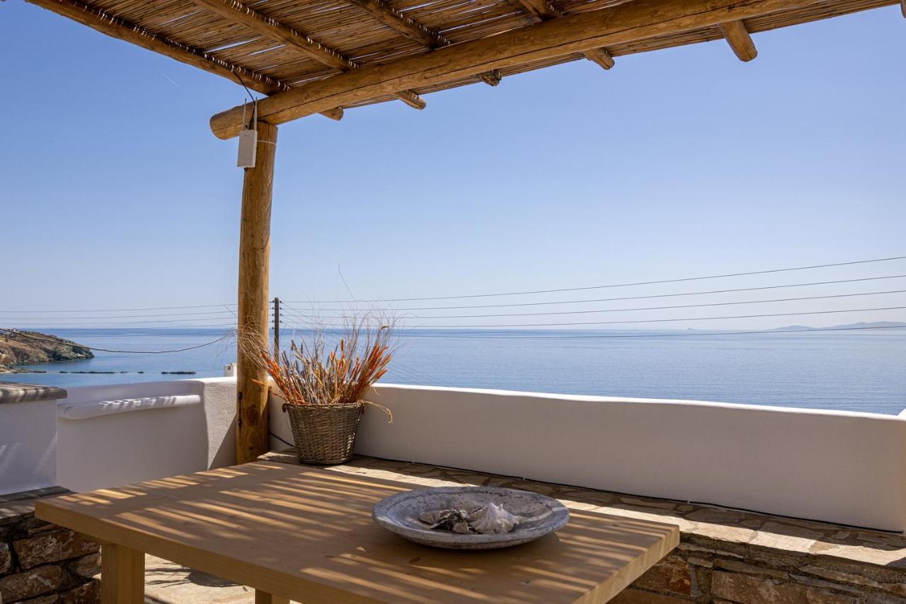 Big Blue Apartment Kionia