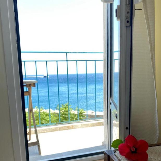 Guest house Akti Agios Kirykos (Ikaria)