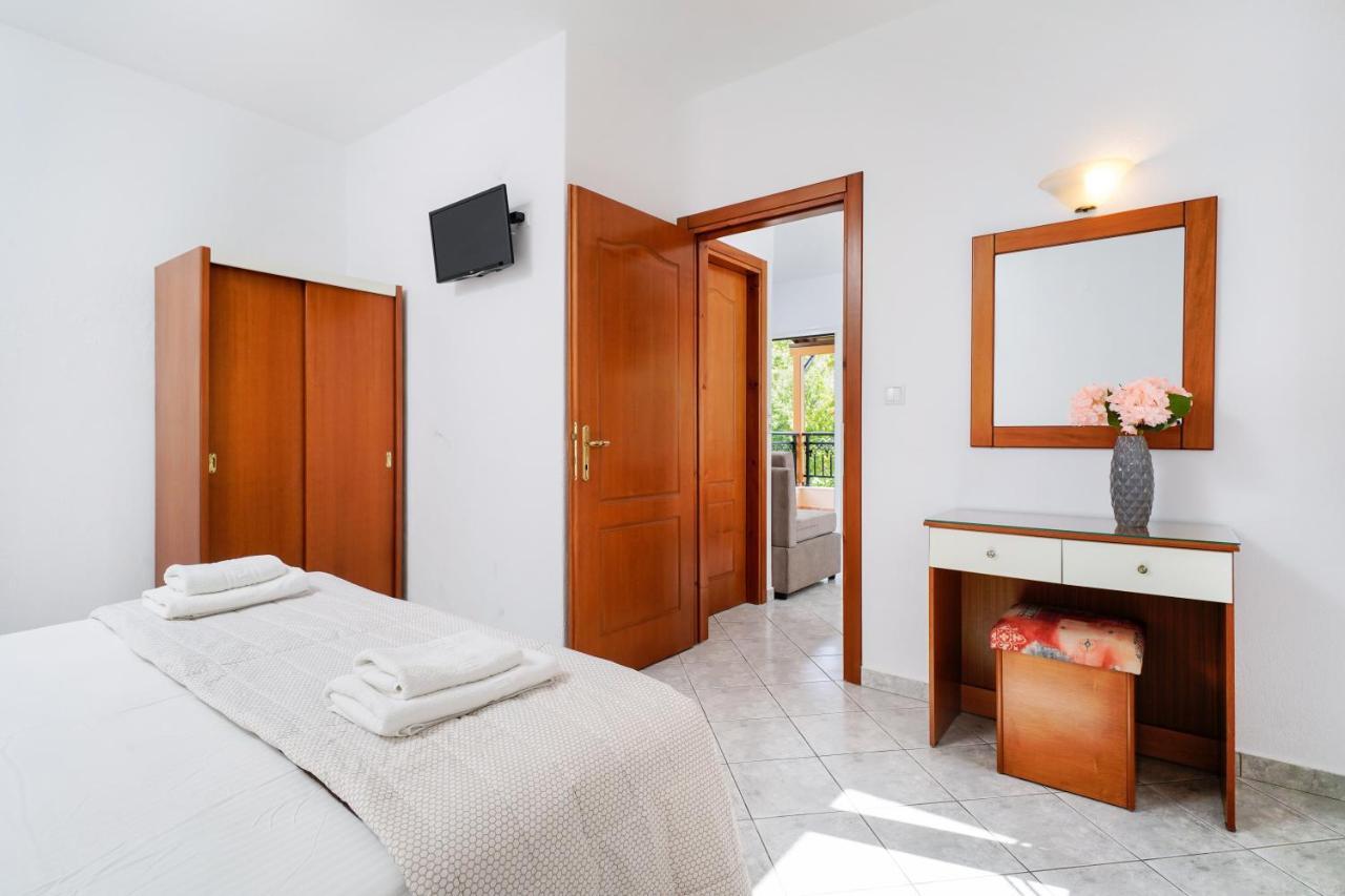 Apartment Apollonio *