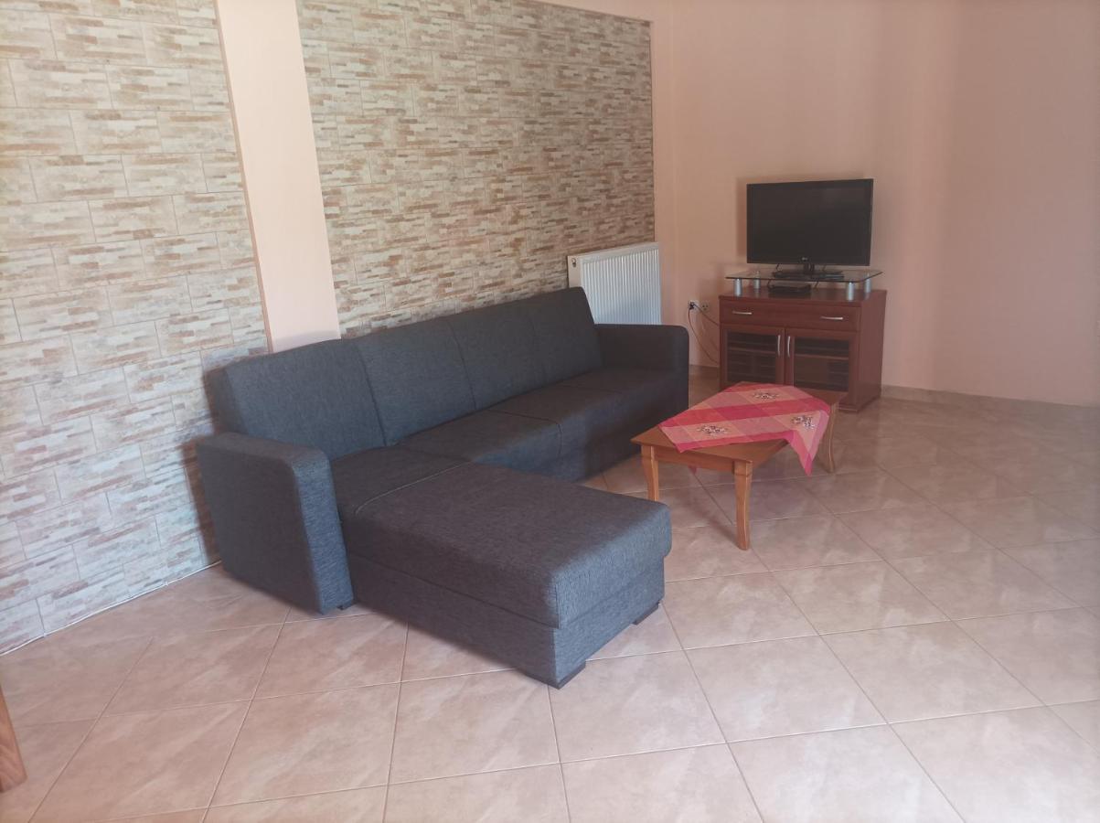 Apartment Anna Acharavi (Corfu)
