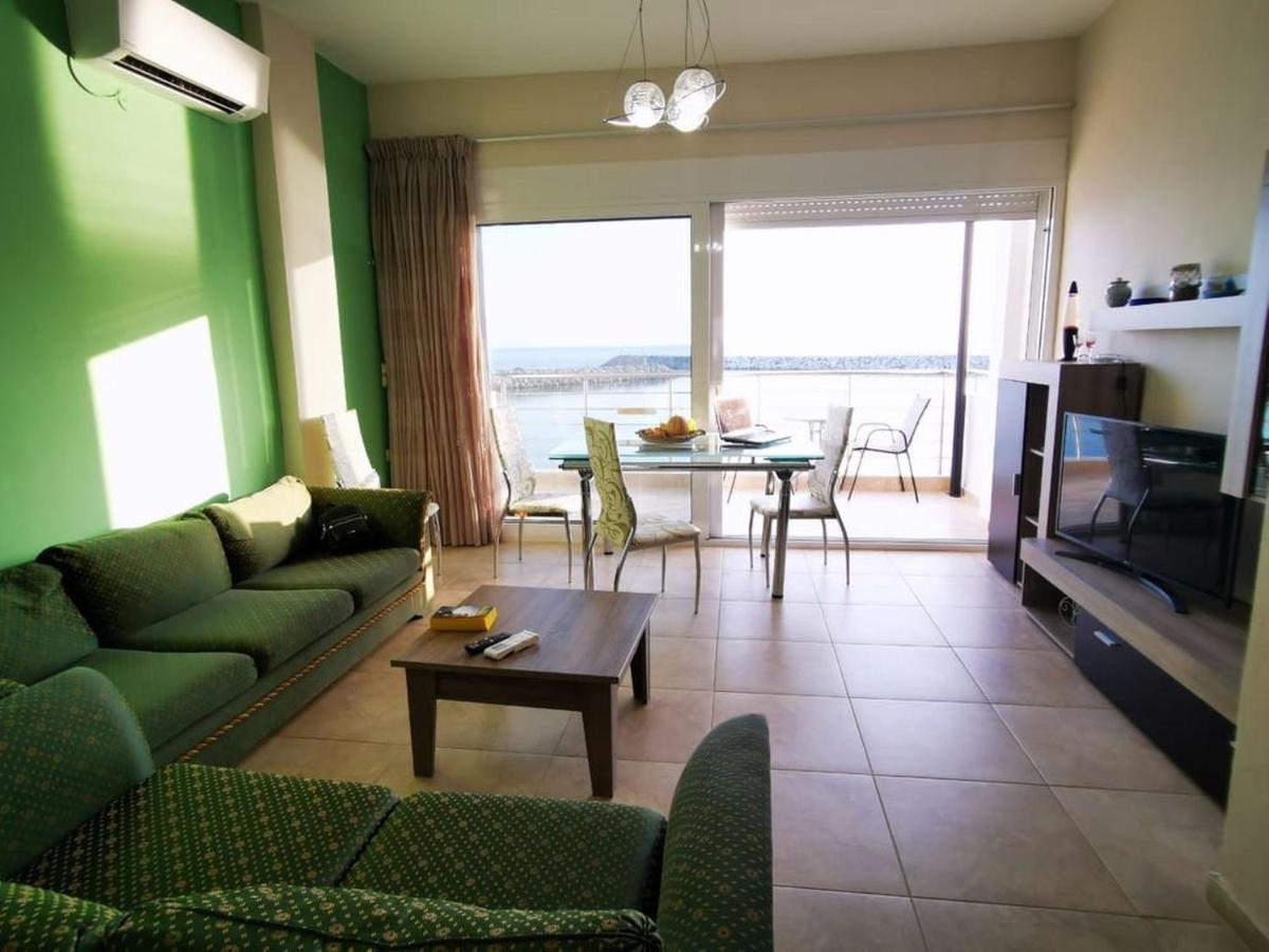 Blue Sea Apartment, Seaside Apartment *