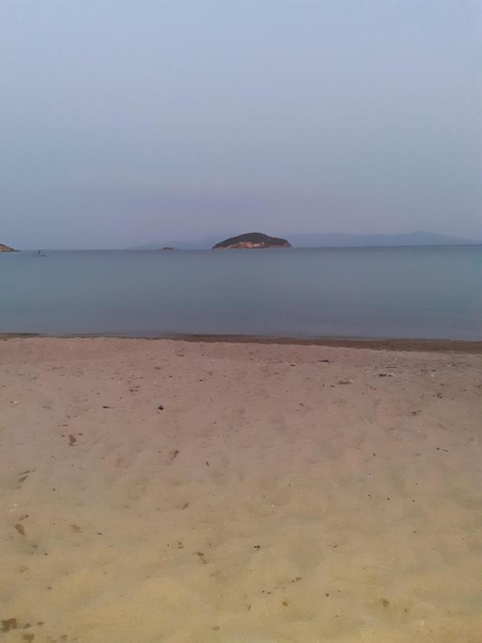 Aegean Seabreeze Apartment Nea Iraklitsa