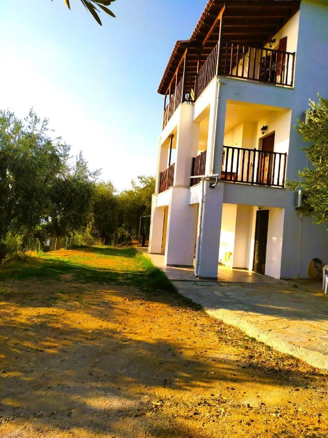 Leonidas Greecefiloxenia Aparthotel *