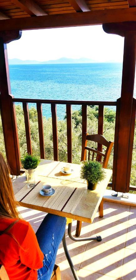 Aparthotel Leonidas Greecefiloxenia *