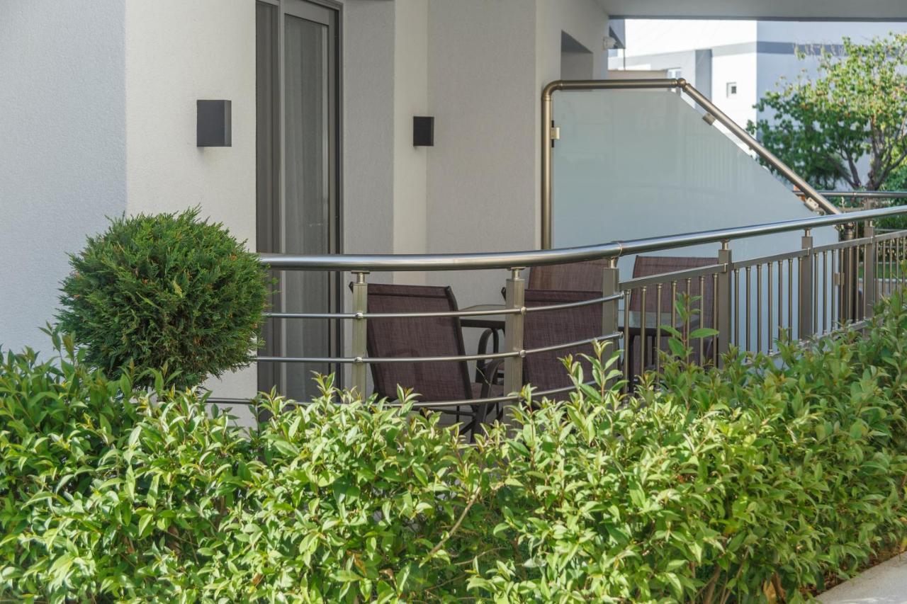 Summer In Aparthotel
