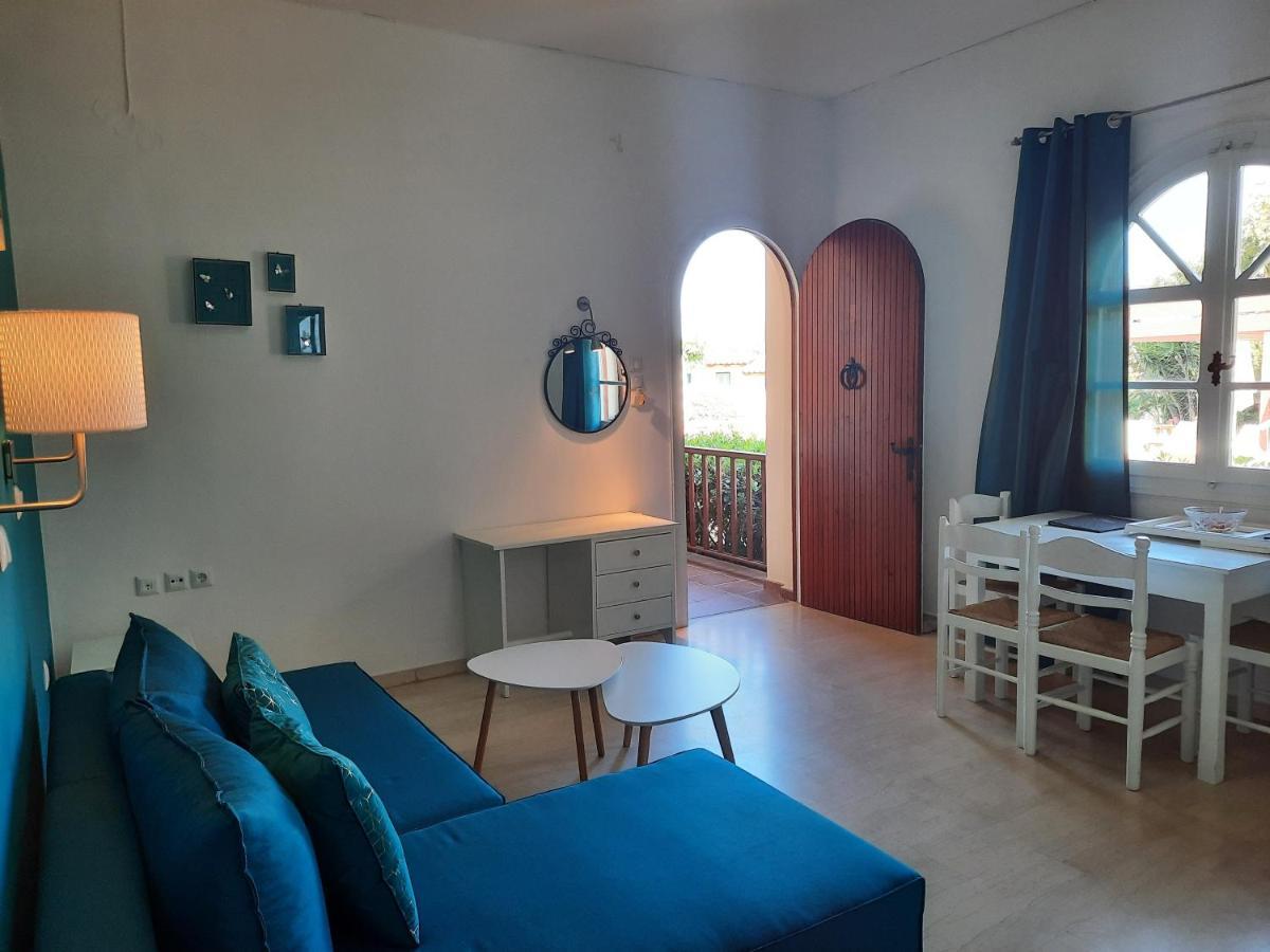 Aparthotel Athina *