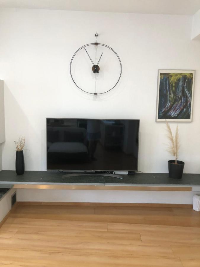 Vanessa House Apartment