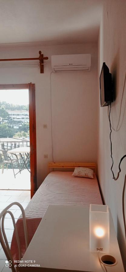 Kandilari Apartment Kokkino Nero