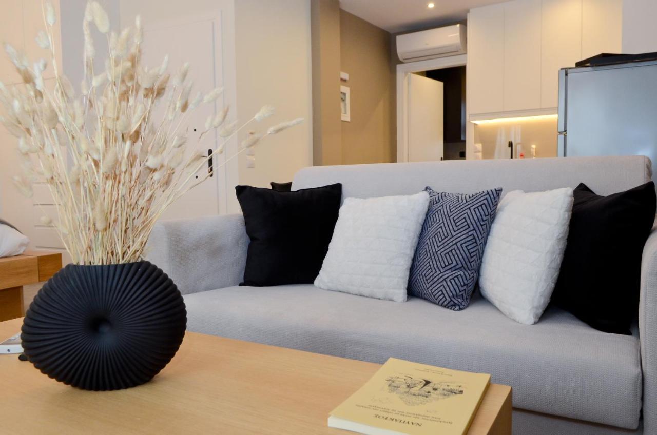 Apartment Roloi