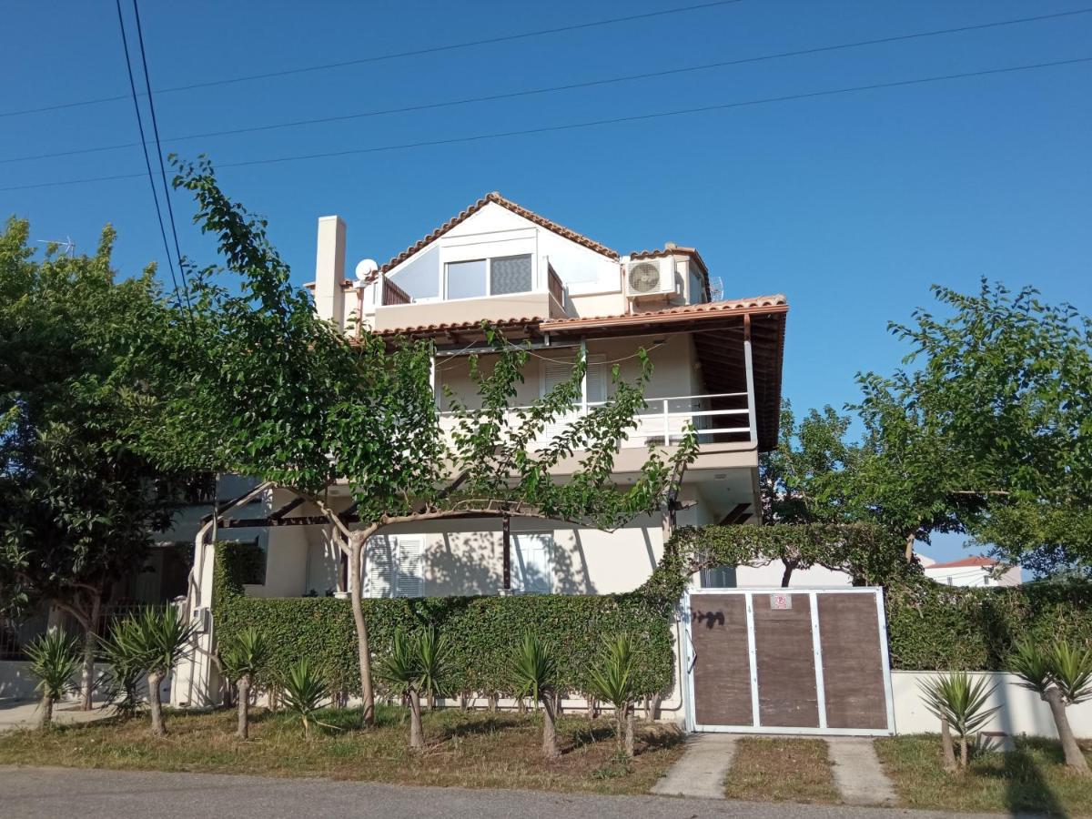 Sea Side House Holiday home Kourouta