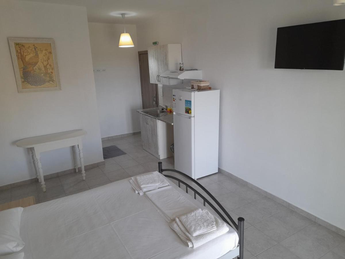 Silver View Apartment Batsi (Andros)