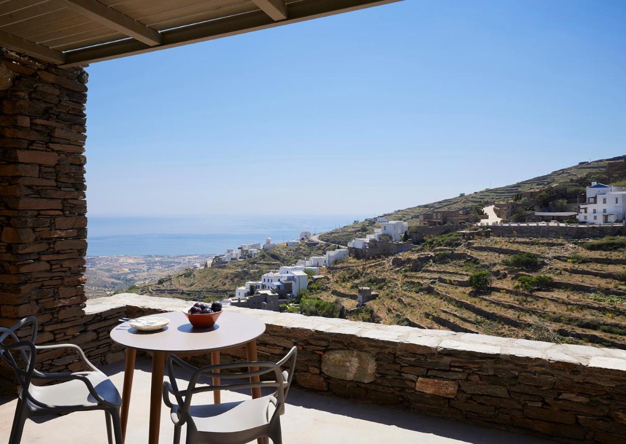 Aeolis Tinos