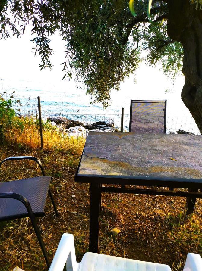 Aparthotel Leonidas Greecefiloxenia *