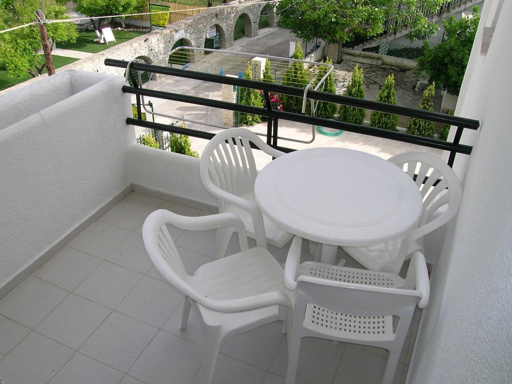 Kamares εε Aparthotel