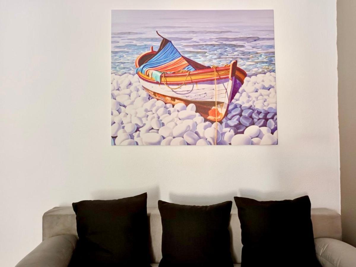 Waves Apartment