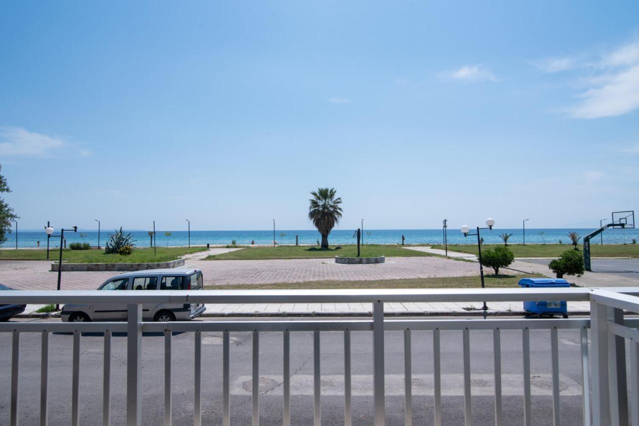 Chelona Apartment