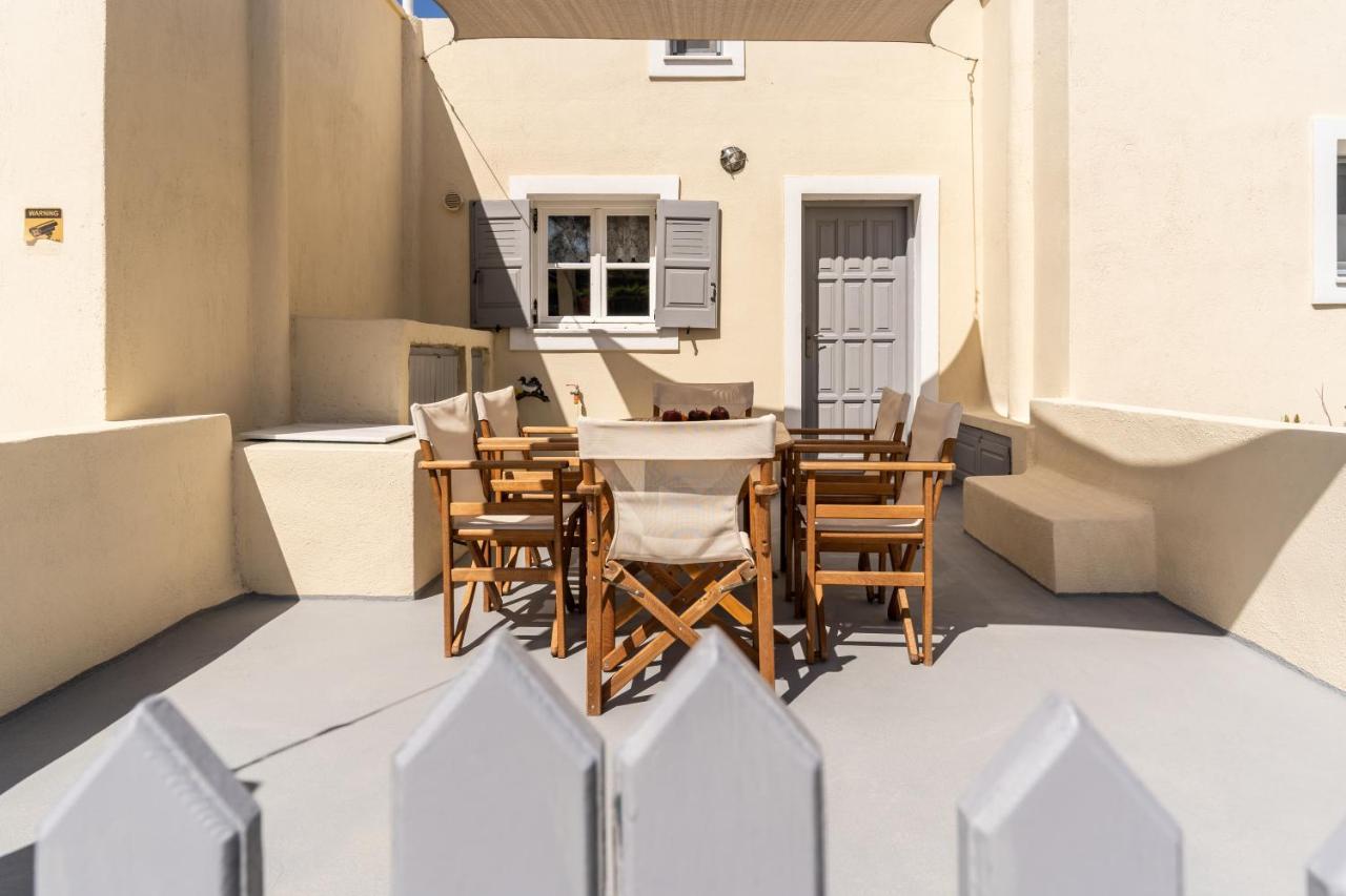 Ampelonas Executive Houses *