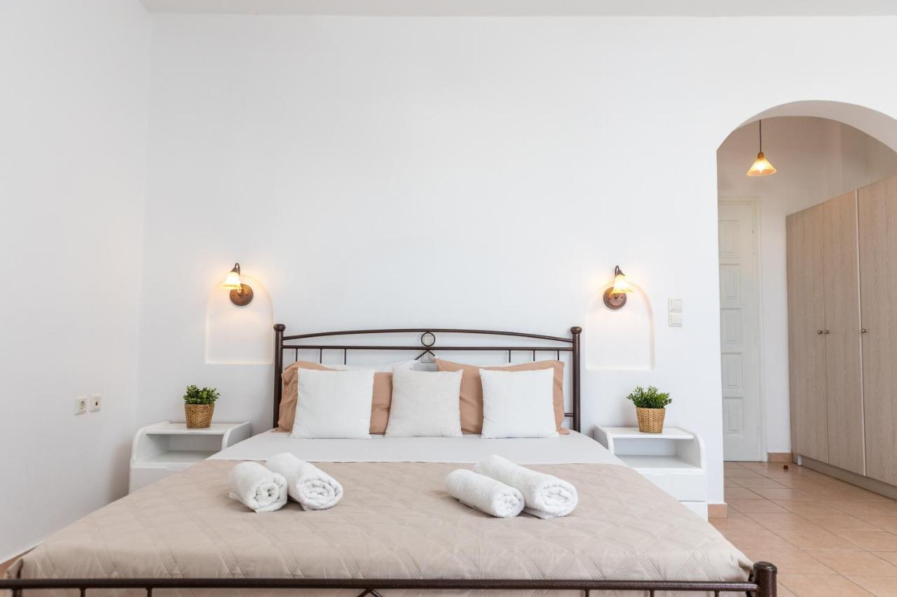 Aqua Naxos & Guest house