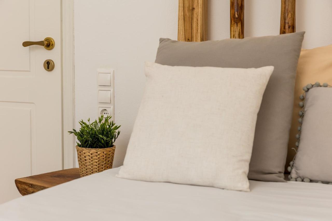 Aqua Naxos & Guest house
