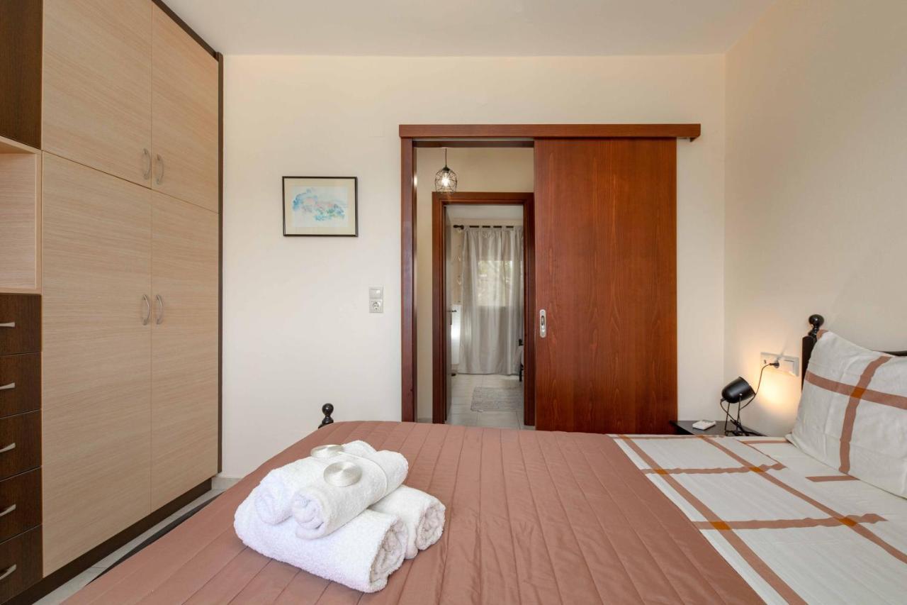 Melenia For Family Holidays By The * Agia Pelagia (Crete)