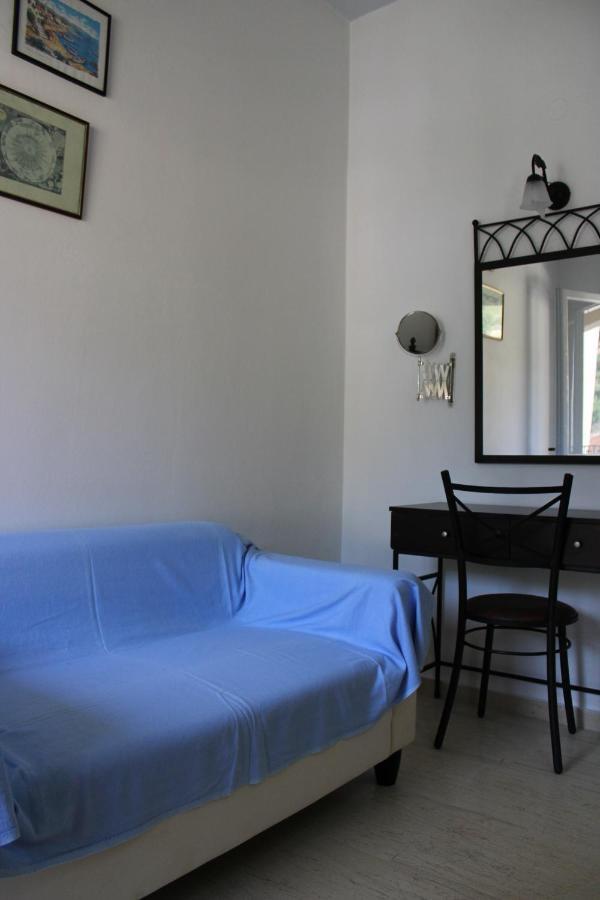 Bacoli Parga
