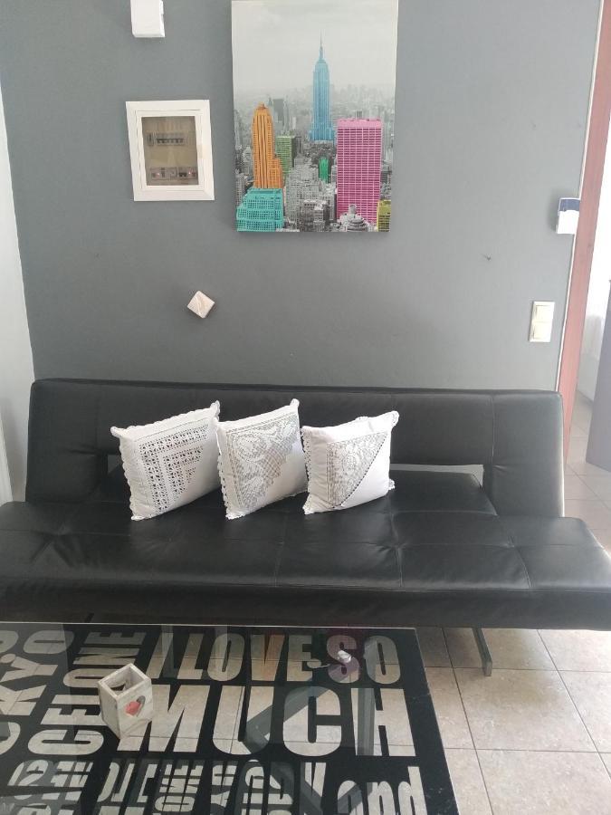 Nikis Country house