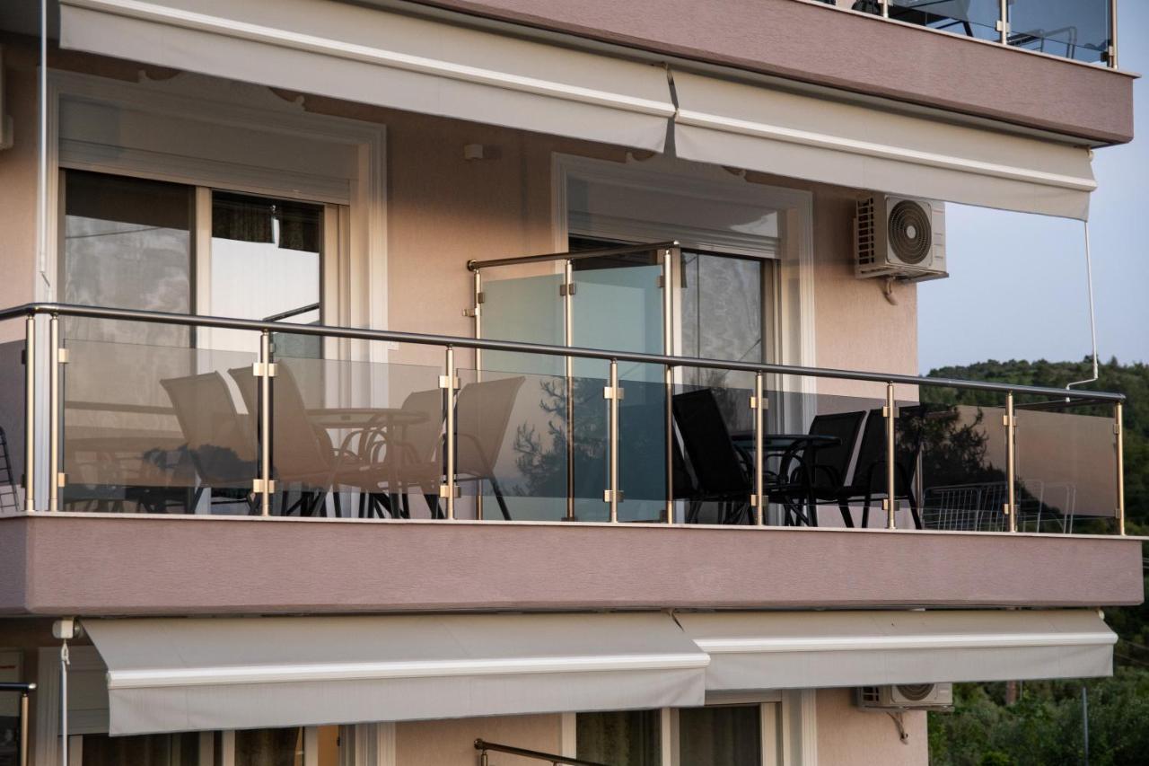 Art Aparthotel Neos Marmaras