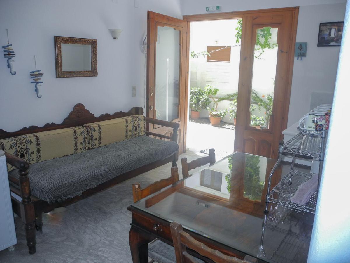 Mama's - Eurostudiosnaxos Apartment