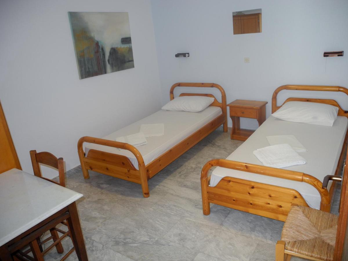 Mama's - Eurostudiosnaxos Apartment *
