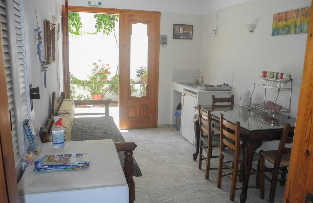 Mama's - Eurostudiosnaxos Apartment Naxos City