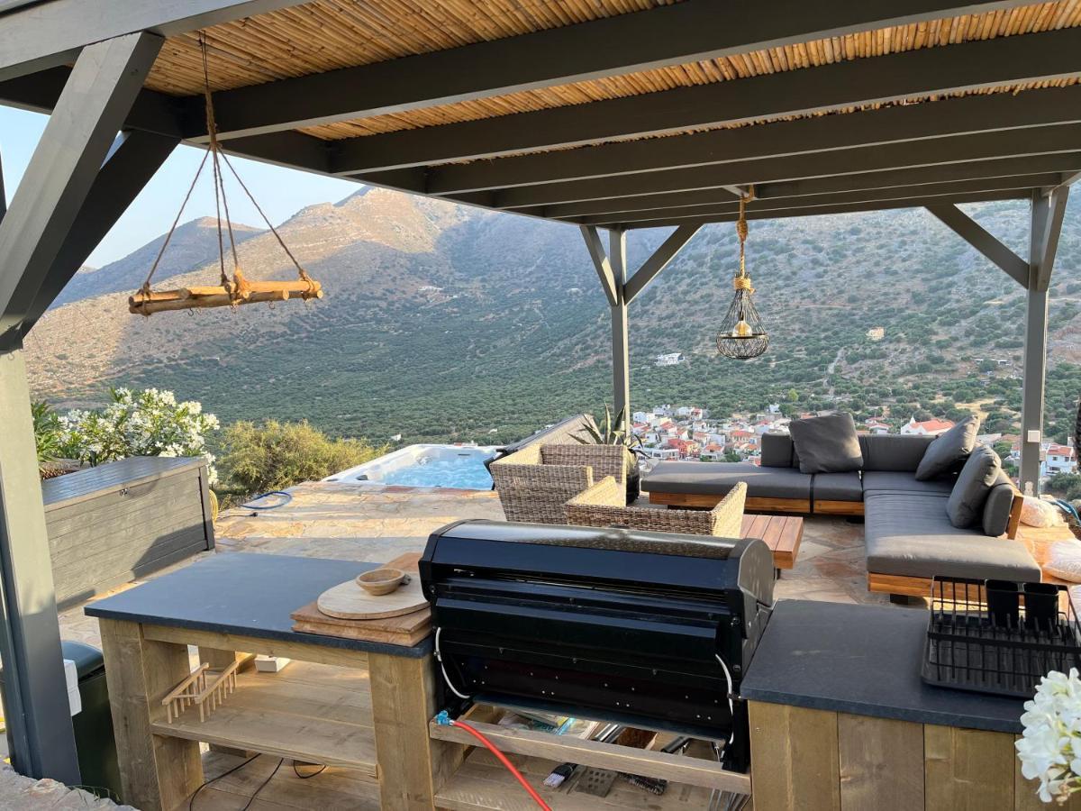 Villa Estee, Luxury With Private Infinity Pool And Jacuzzi *