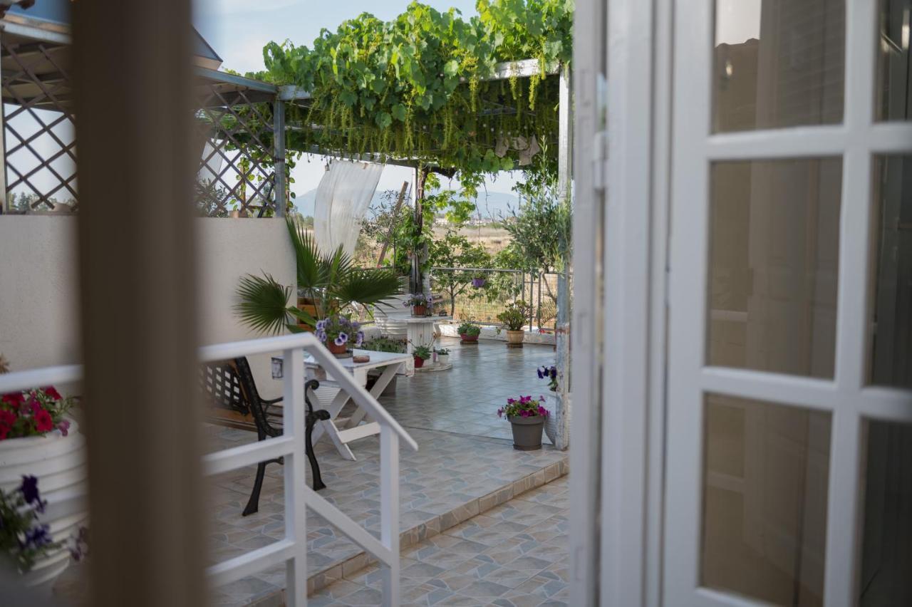 Sea View Country house Nea Kios