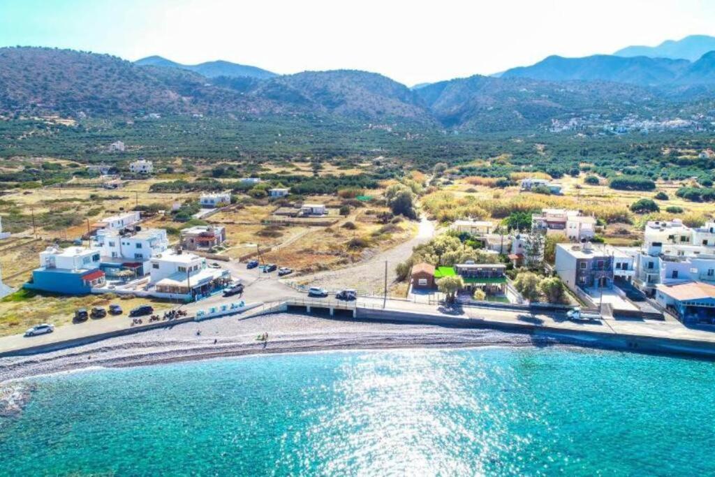 Terrazeus - Stone House Beachfront 2 Apartment Milatos