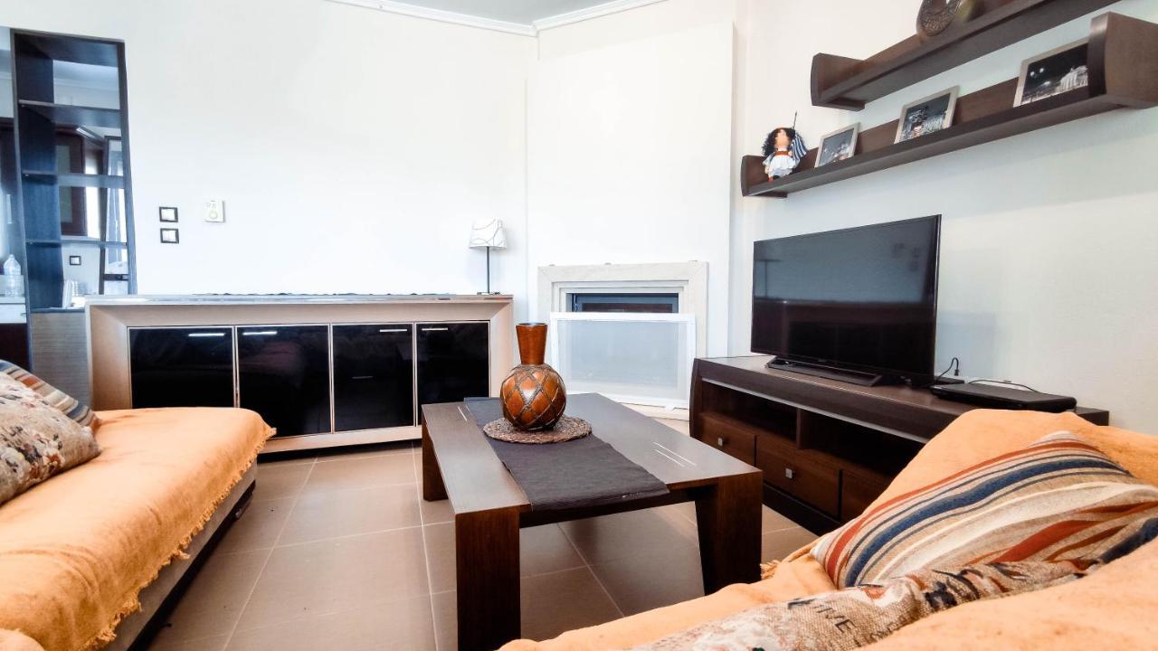 Tristan Beachfront House Holiday home Flogita