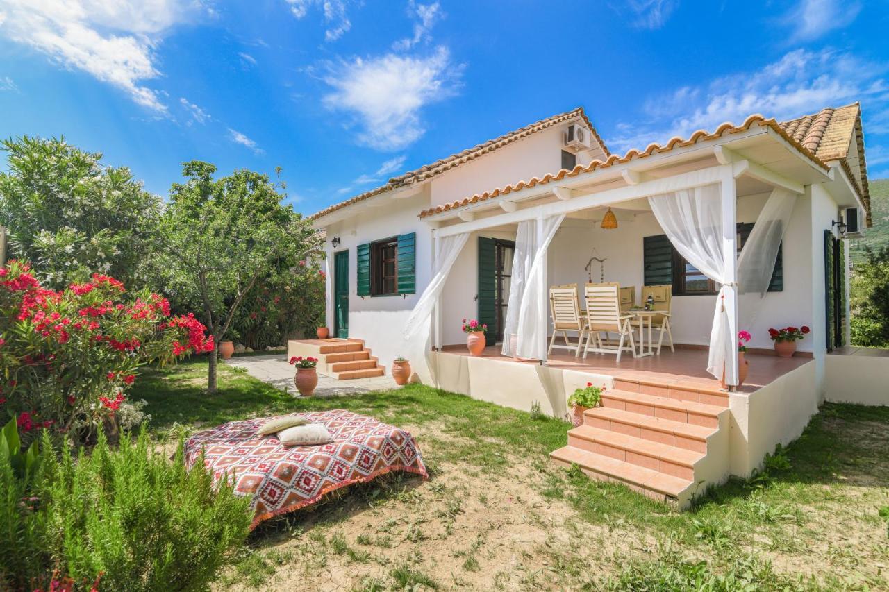 Therianos Traditional