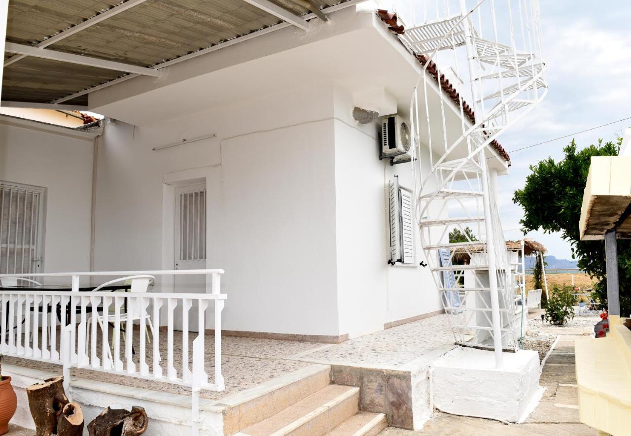 Almyros Holiday home *