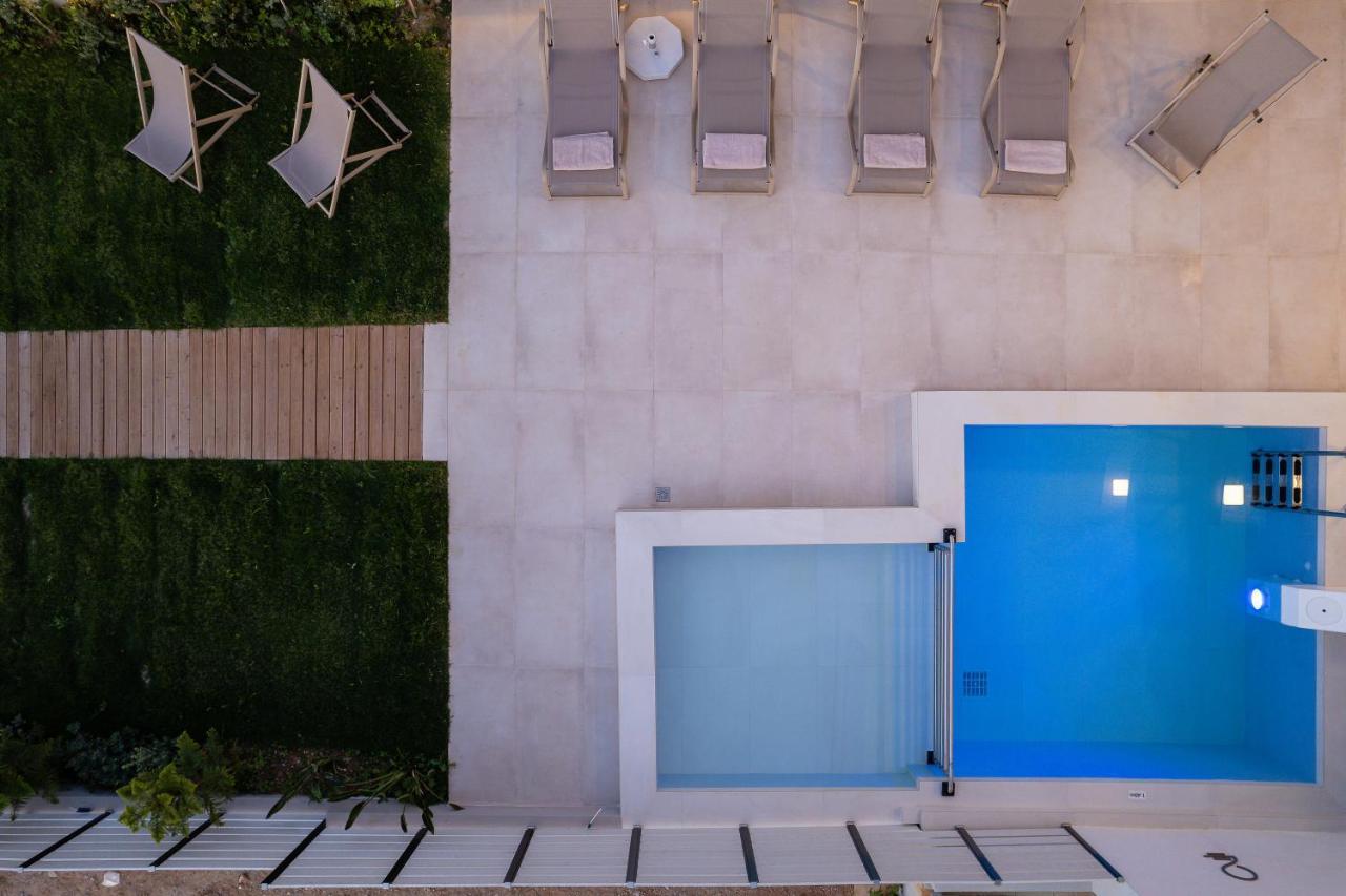 Deux Paradis, A Beachfront Retreat, By Thinkvilla