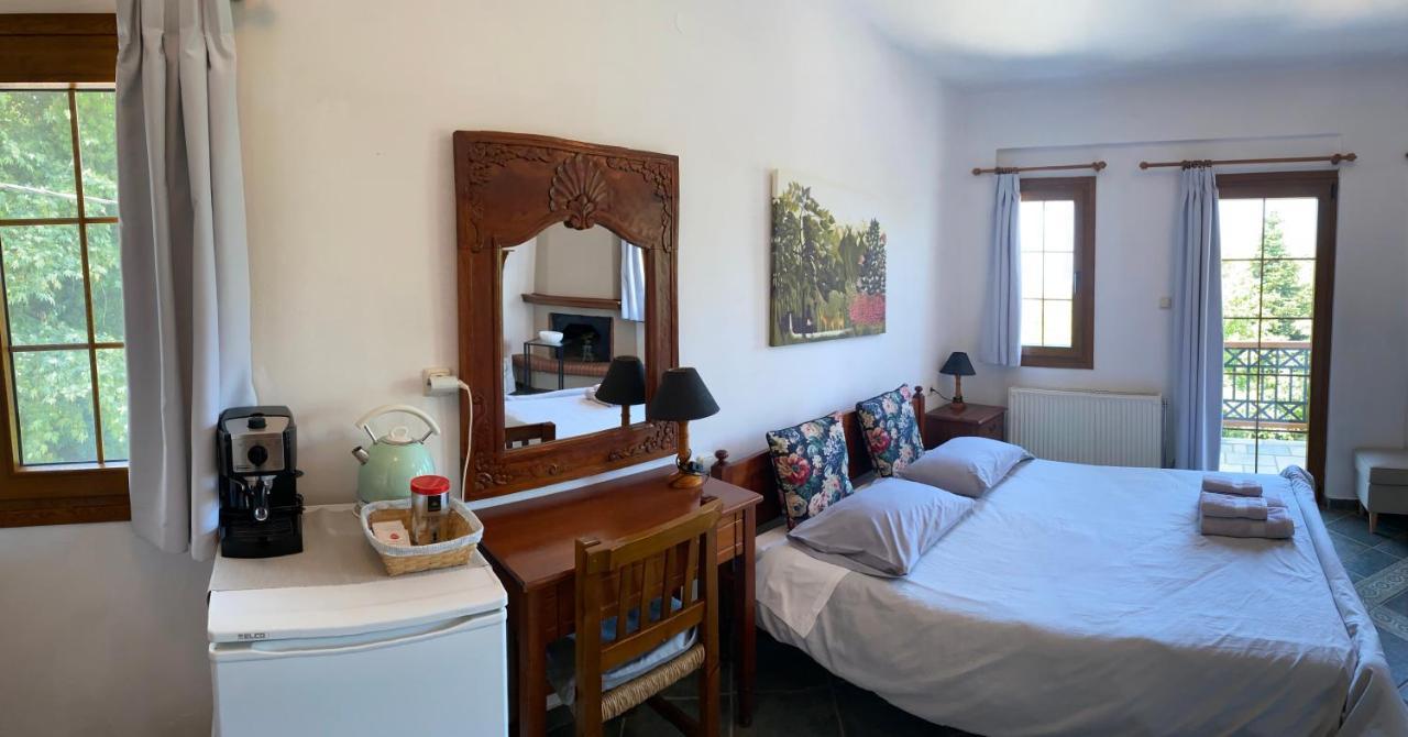 Artemisia House