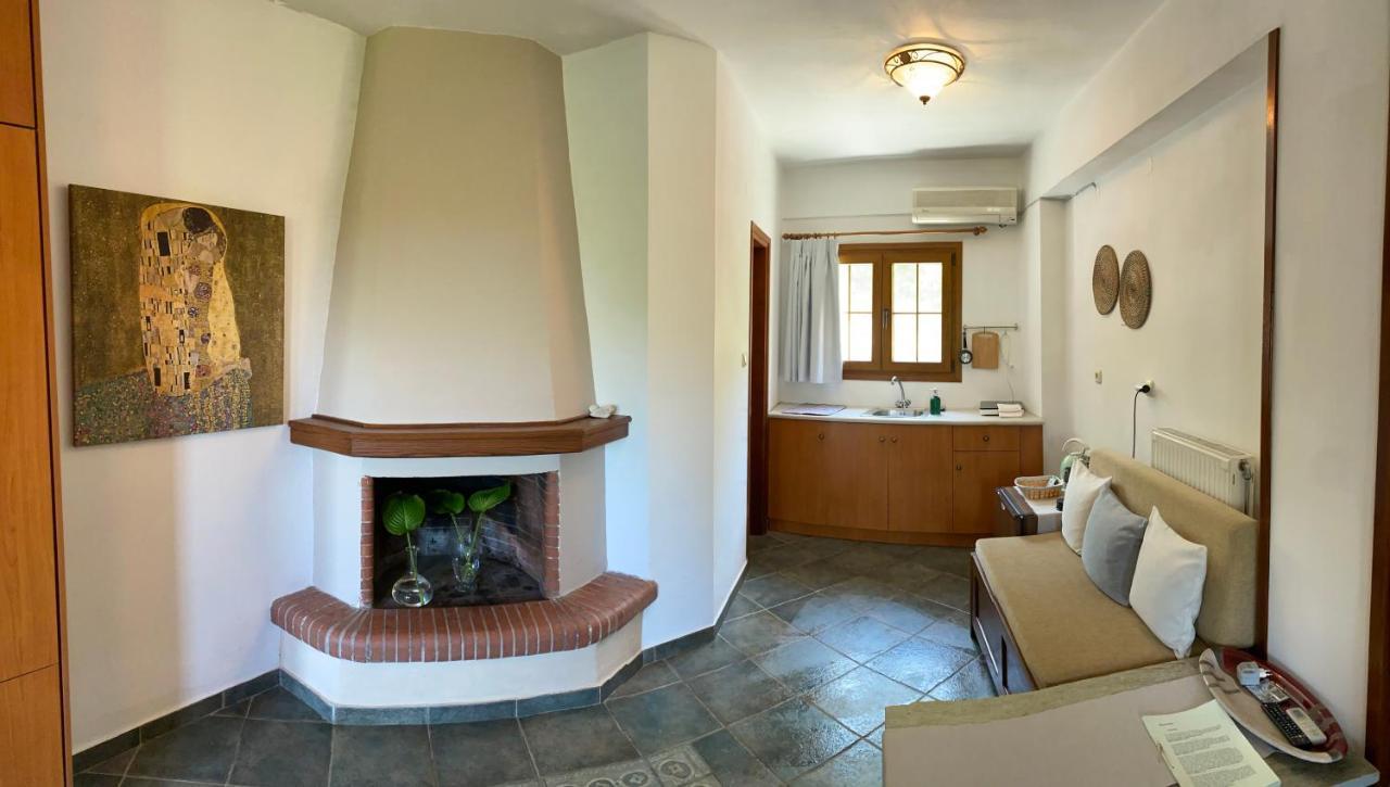 Artemisia House Guest house