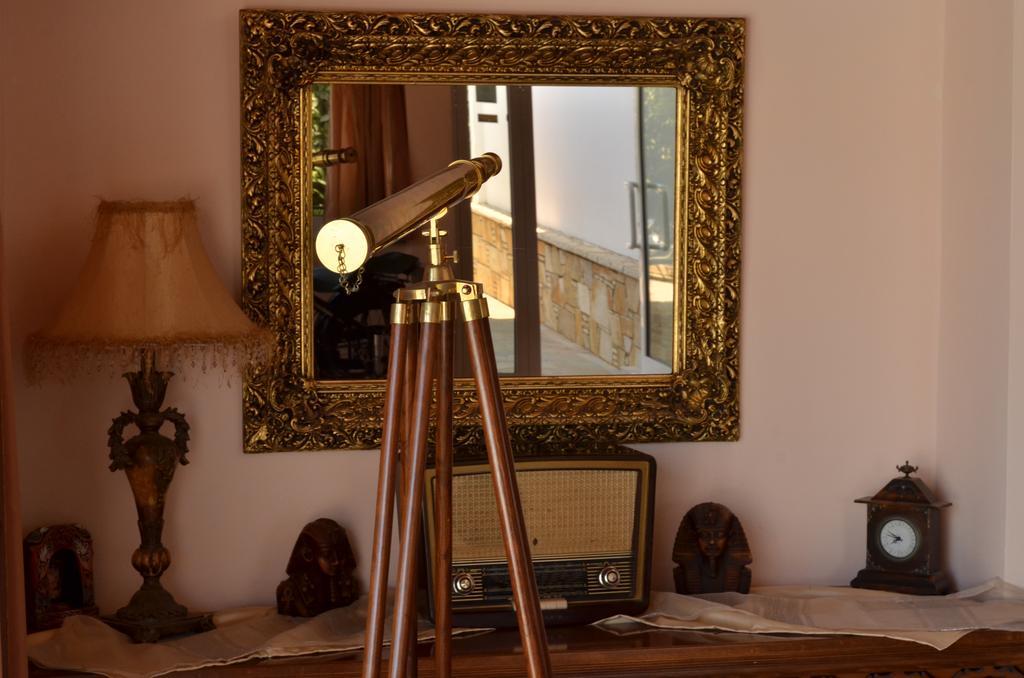 Aparthotel Aretousa 2*