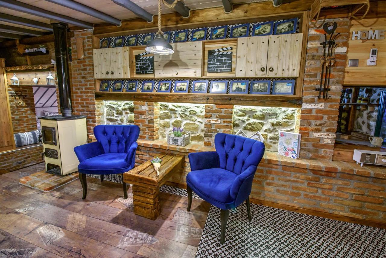 Traditional Country house *