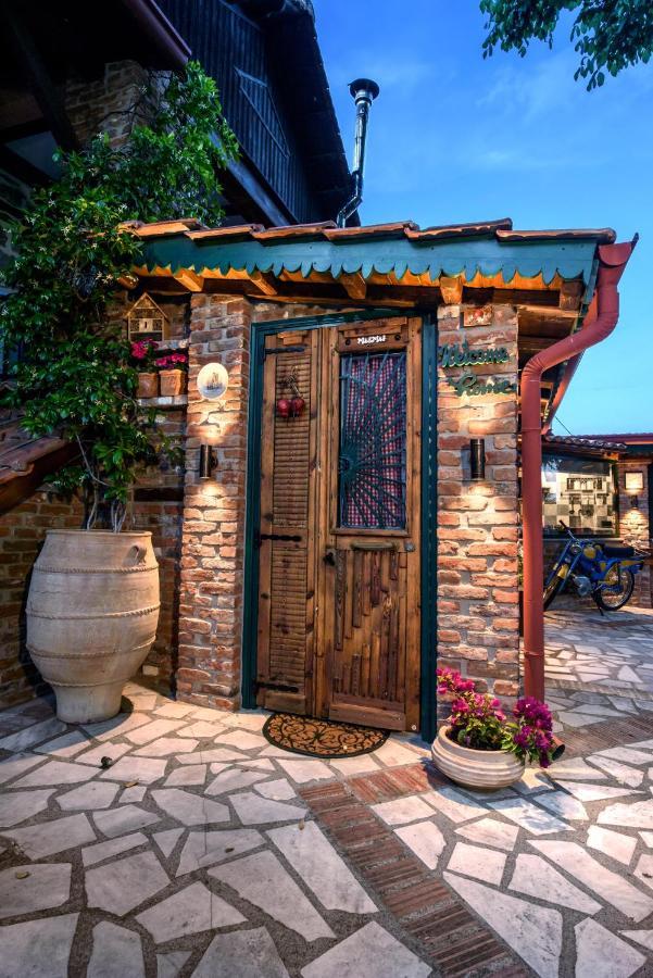 Traditional Country house *