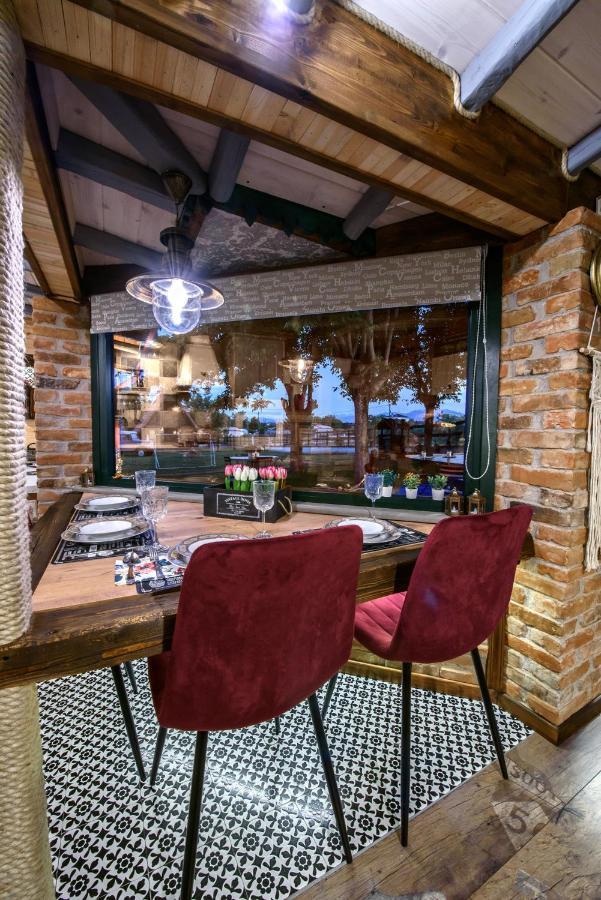 Traditional Country house *