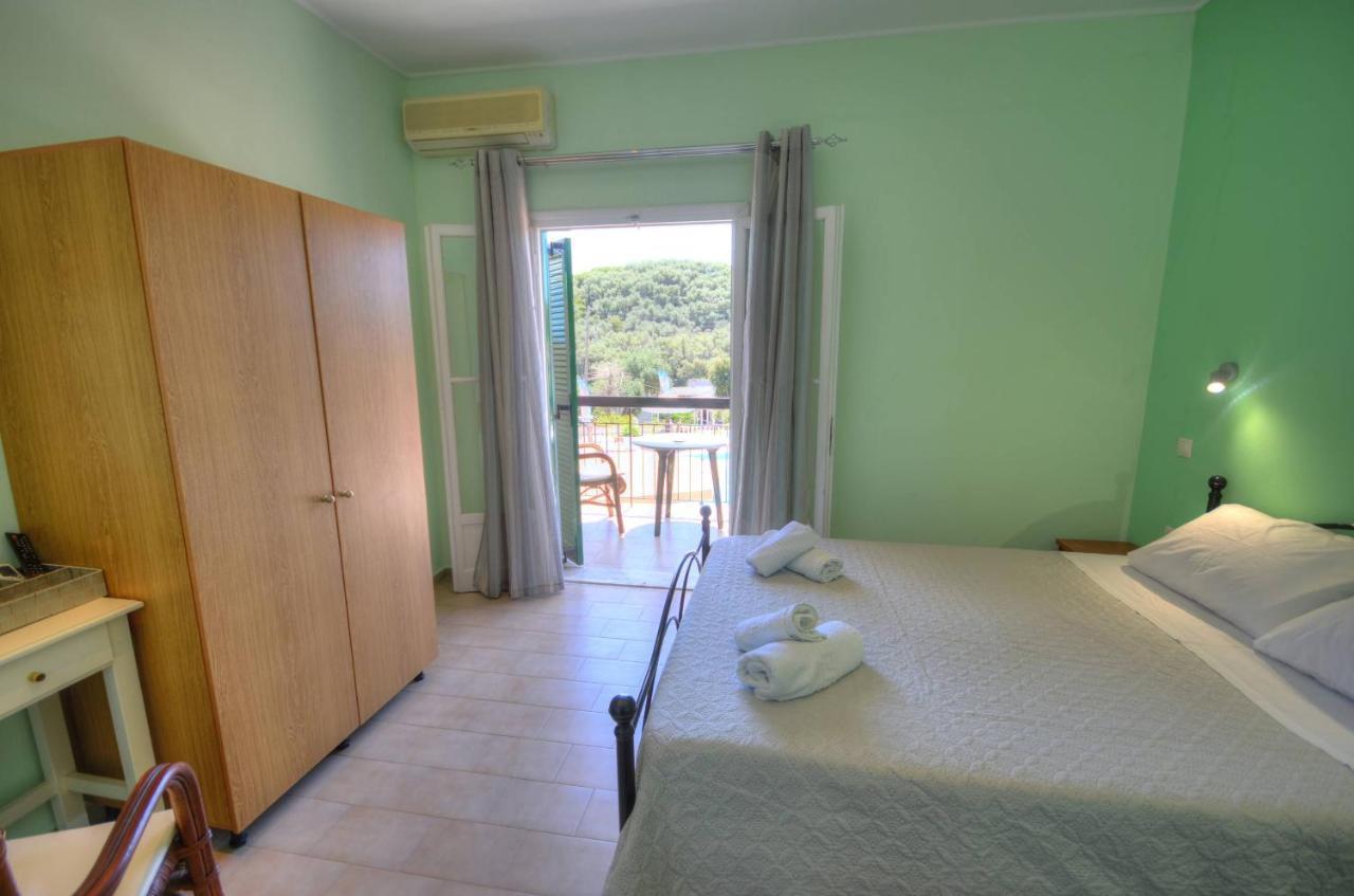 Aparthotel Mermaid Pool And Bar 3*