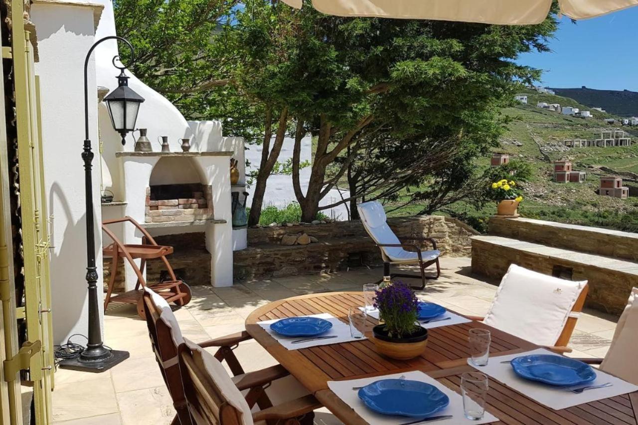Theassis Apartment Arnados