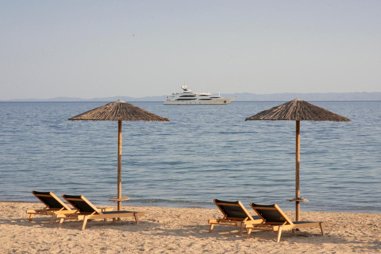 Mina's House Beachfront