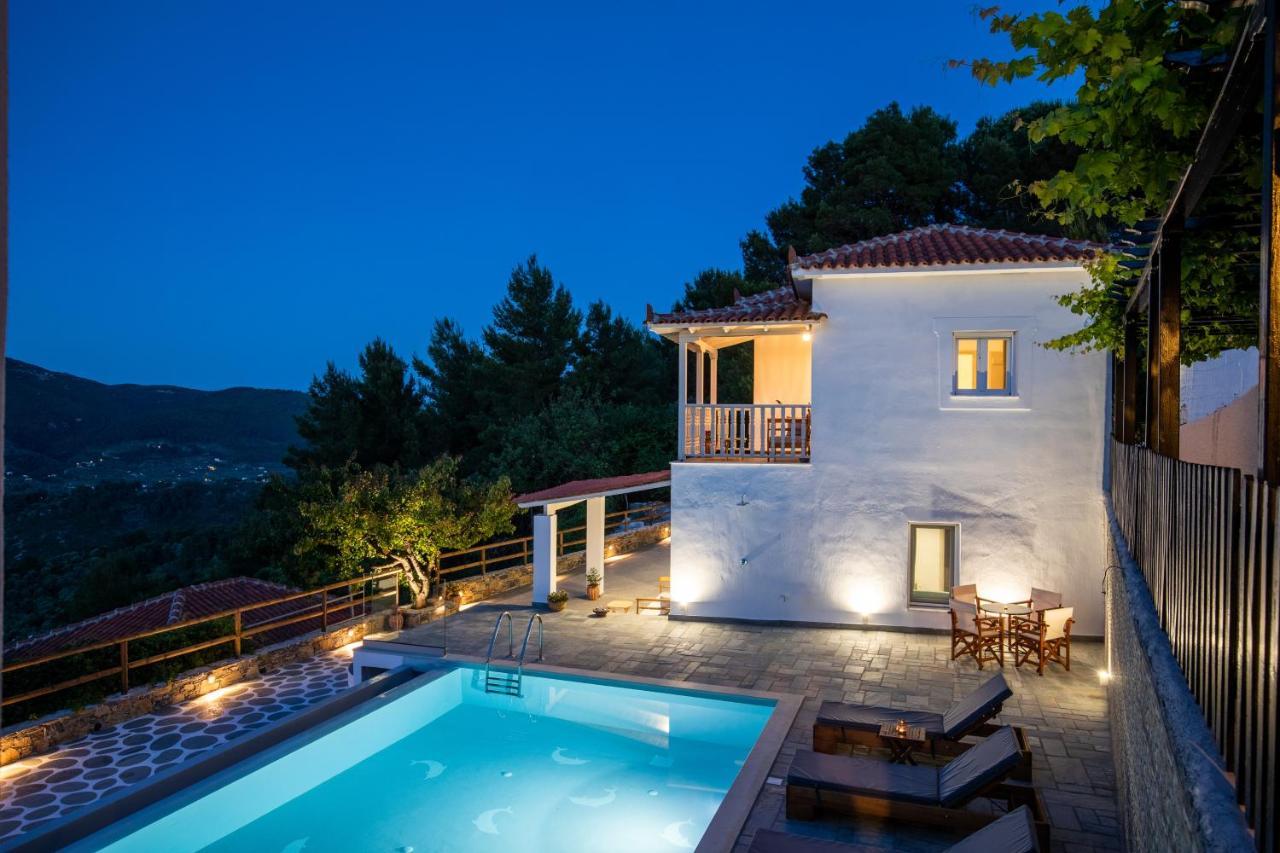 Liagka * Skopelos Town